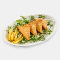 خرید سمبوسه با گوشت و پنیر