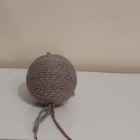 اسکرچر توپی همراه باآویز مخصوص گربه