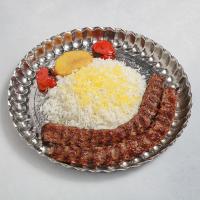 چلو کباب لقمه گوسفندی دو سیخ با برنج ایرانی