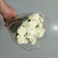 دسته گل رز مینیاتوری سفید