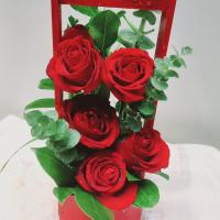 باکس چوبی رز