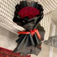 دسته گل رز۵۰ شاخه رز