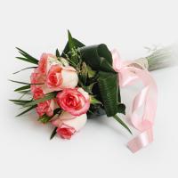 دسته گل رز لب ماتیکی یک دسته 7 شاخه