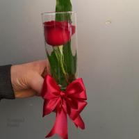 شیشه گل رز
