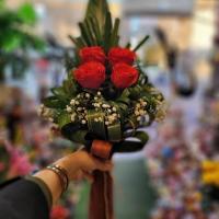 دسته گل رز دو