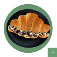 کروسان خرما پنیر گردو